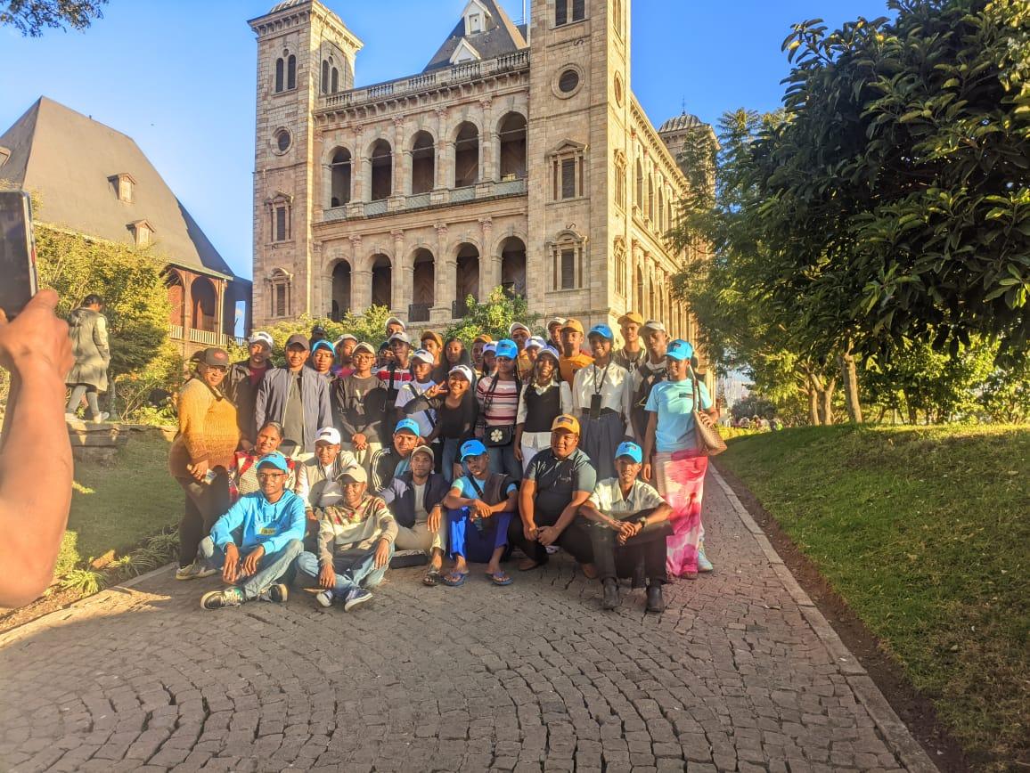 Photo souvenir du regroupement